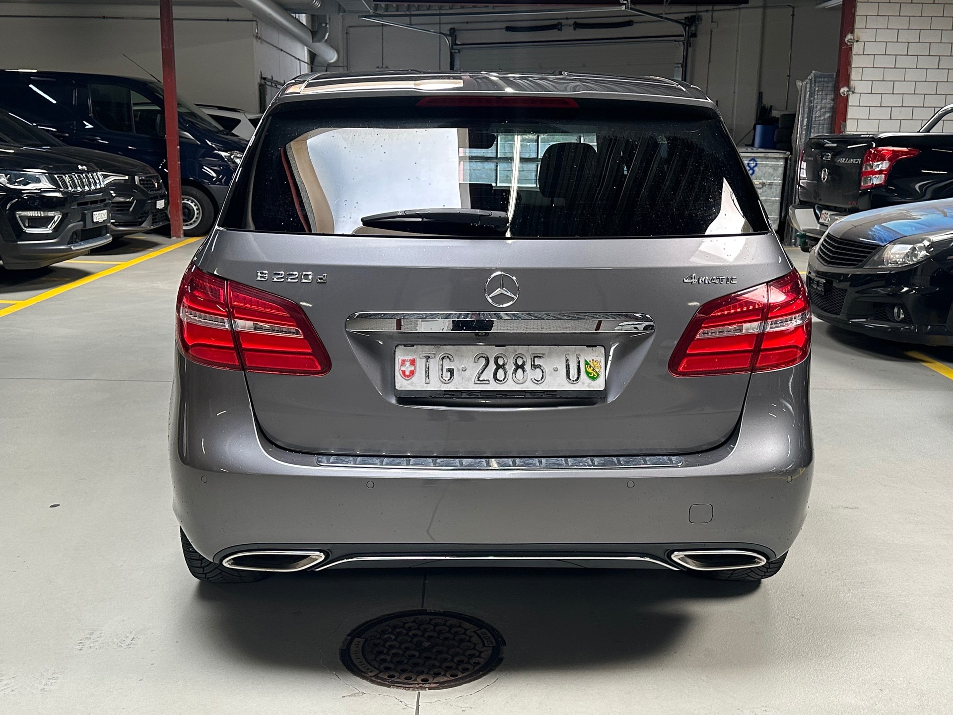 MERCEDES-BENZ B 220 CDI Swiss Star Edition Style 4Matic 7G-DCT-image-3