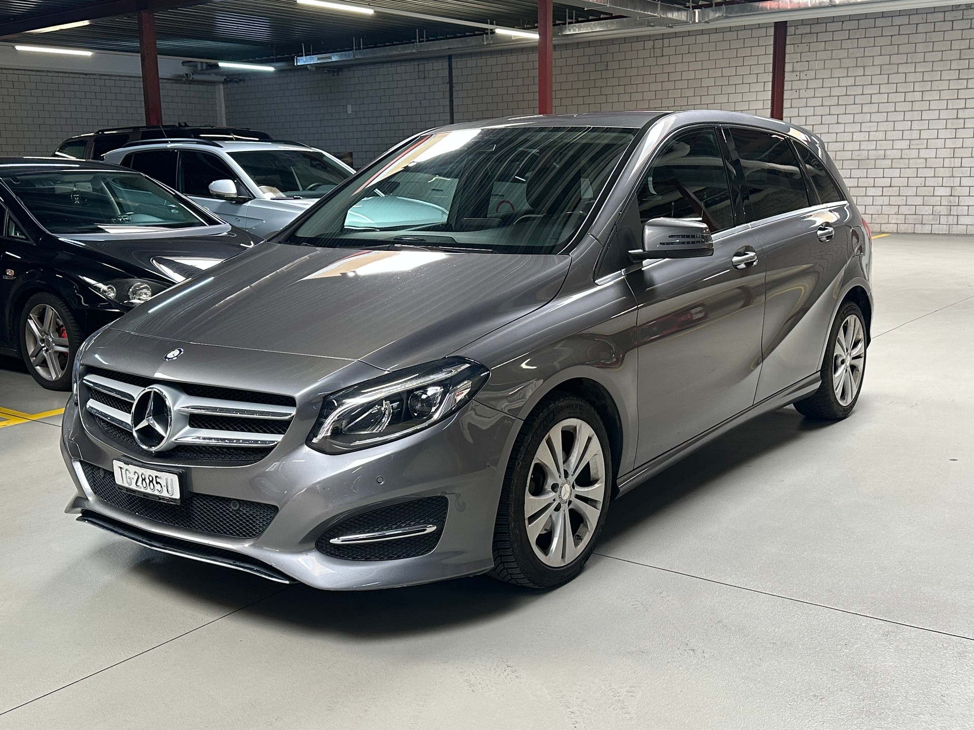 MERCEDES-BENZ B 220 CDI Swiss Star Edition Style 4Matic 7G-DCT