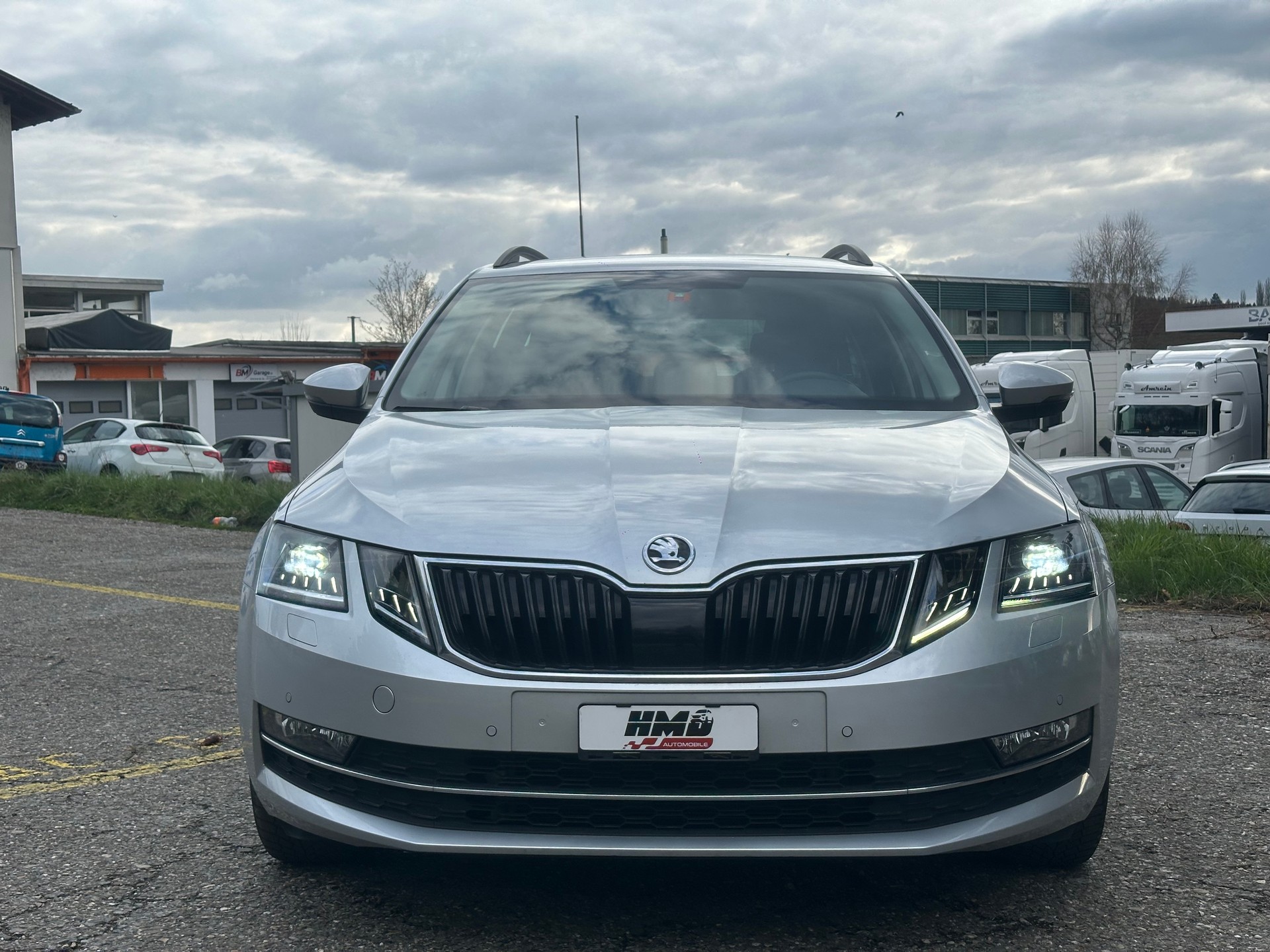 SKODA Octavia Combi 2.0 TDI Style 4x4 DSG-image-1