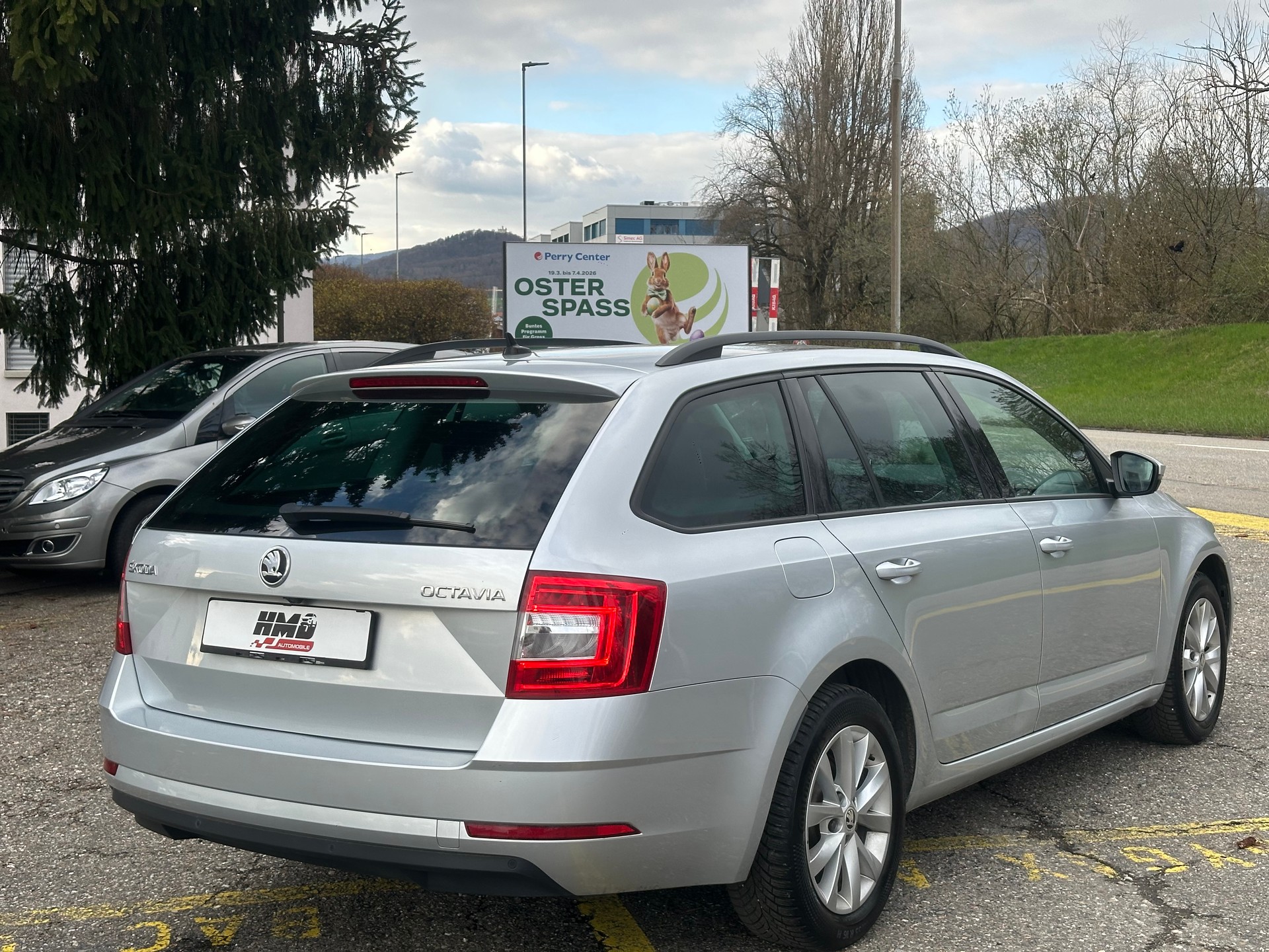 SKODA Octavia Combi 2.0 TDI Style 4x4 DSG-image-5