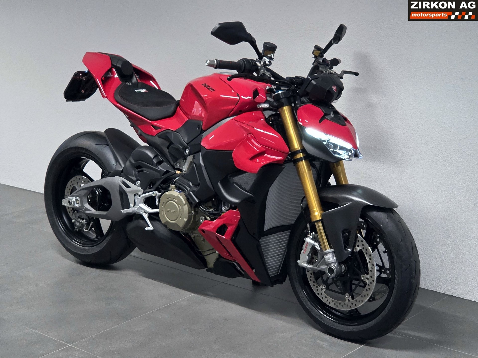DUCATI Streetfighter V4 S | Essenza II-showroom-element-2