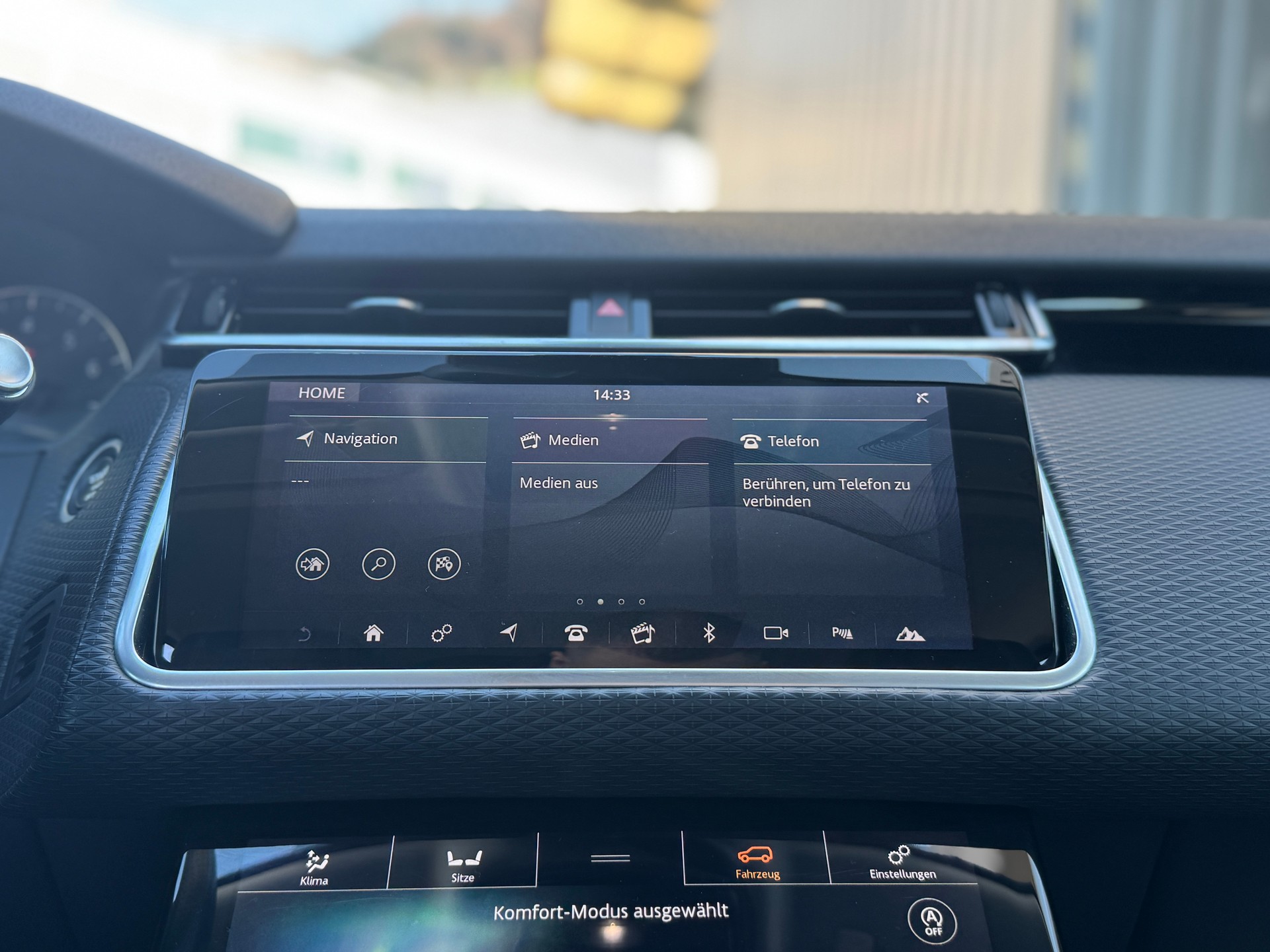 LAND ROVER Range Rover Velar P 250 S Automatic-image-13