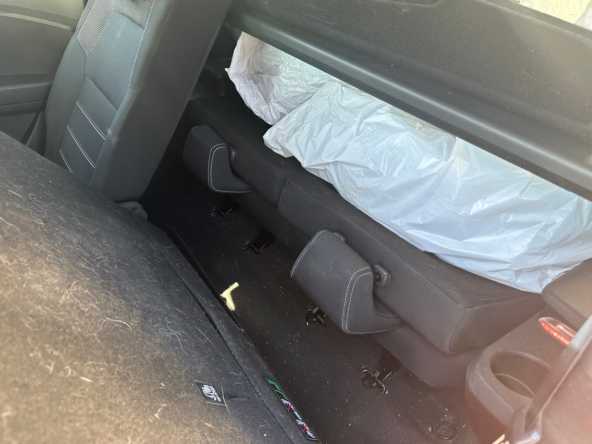 DACIA Jogger TCe 110 Extreme-image-8