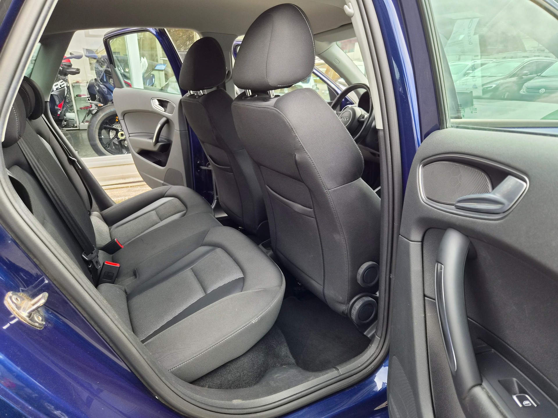AUDI A1 Sportback 1.4 TFSI Sport S-tronic-image-10