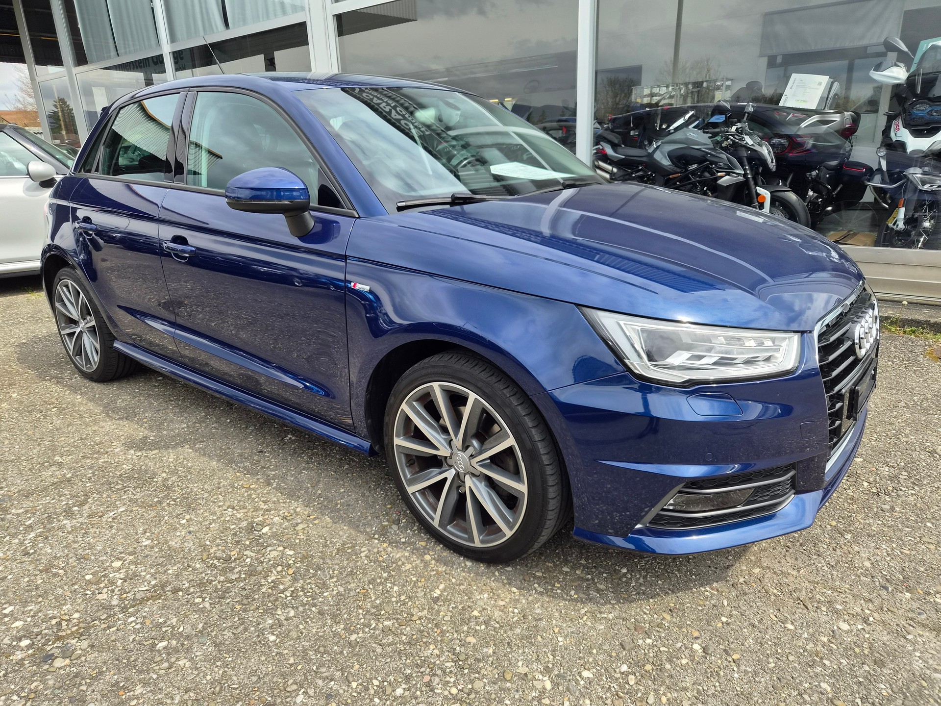 AUDI A1 Sportback 1.4 TFSI Sport S-tronic-image-0