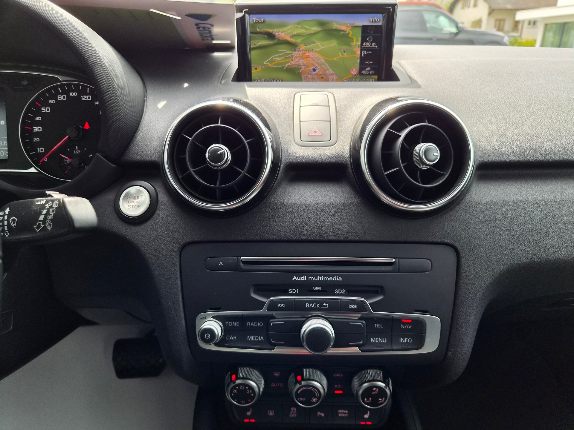 AUDI A1 Sportback 1.4 TFSI Sport S-tronic-image-16