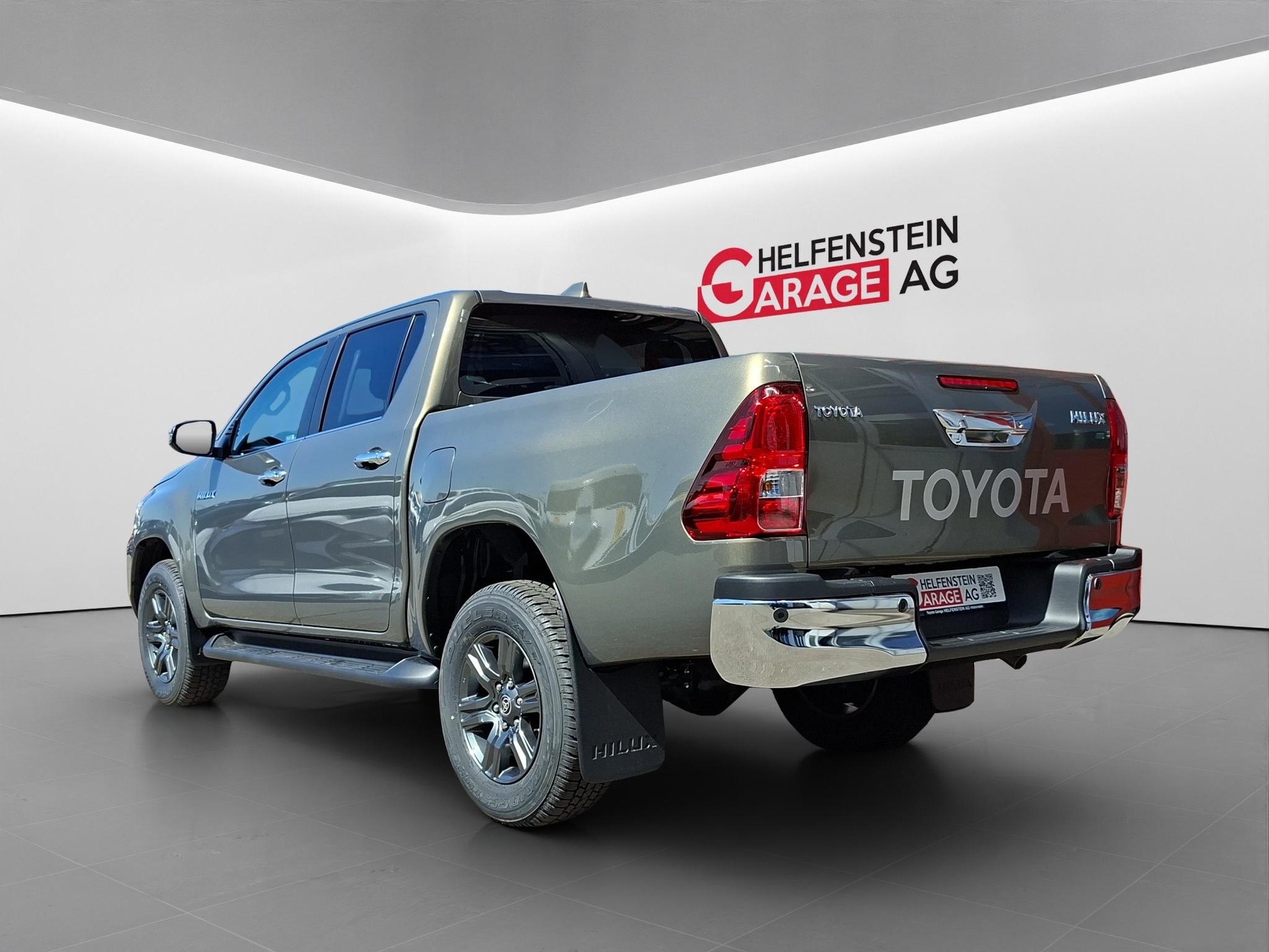 TOYOTA Hilux Double Cab.-Pick-up 2.8 D-4D MHEV 204 Style-image-2