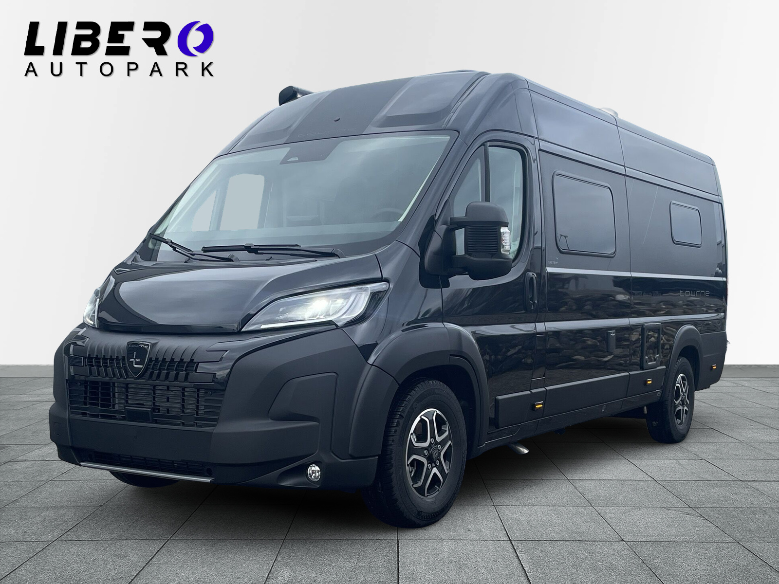 TOURNE MOBIL 6.4 - 180 PS SELECT / Heavy / Automat-image-0