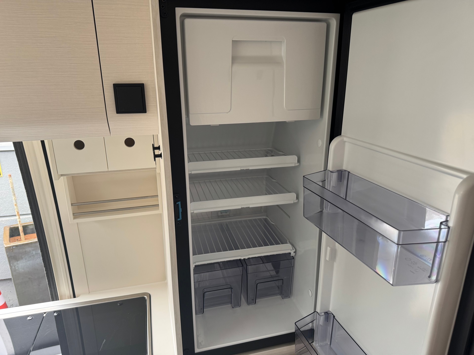 TOURNE MOBIL 6.4 - 180 PS SELECT / Heavy / Automat-image-3