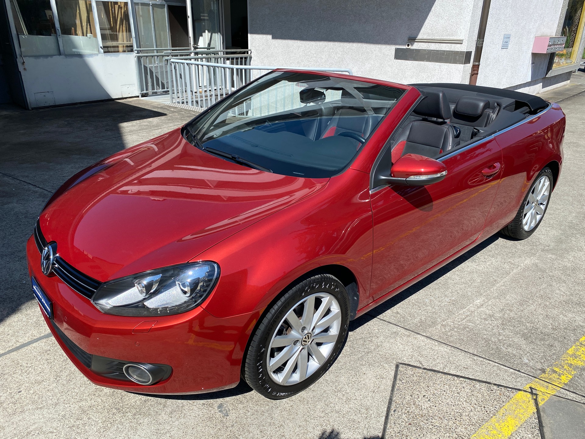 VW Golf Cabrio 1.4 TSI DSG-image-2