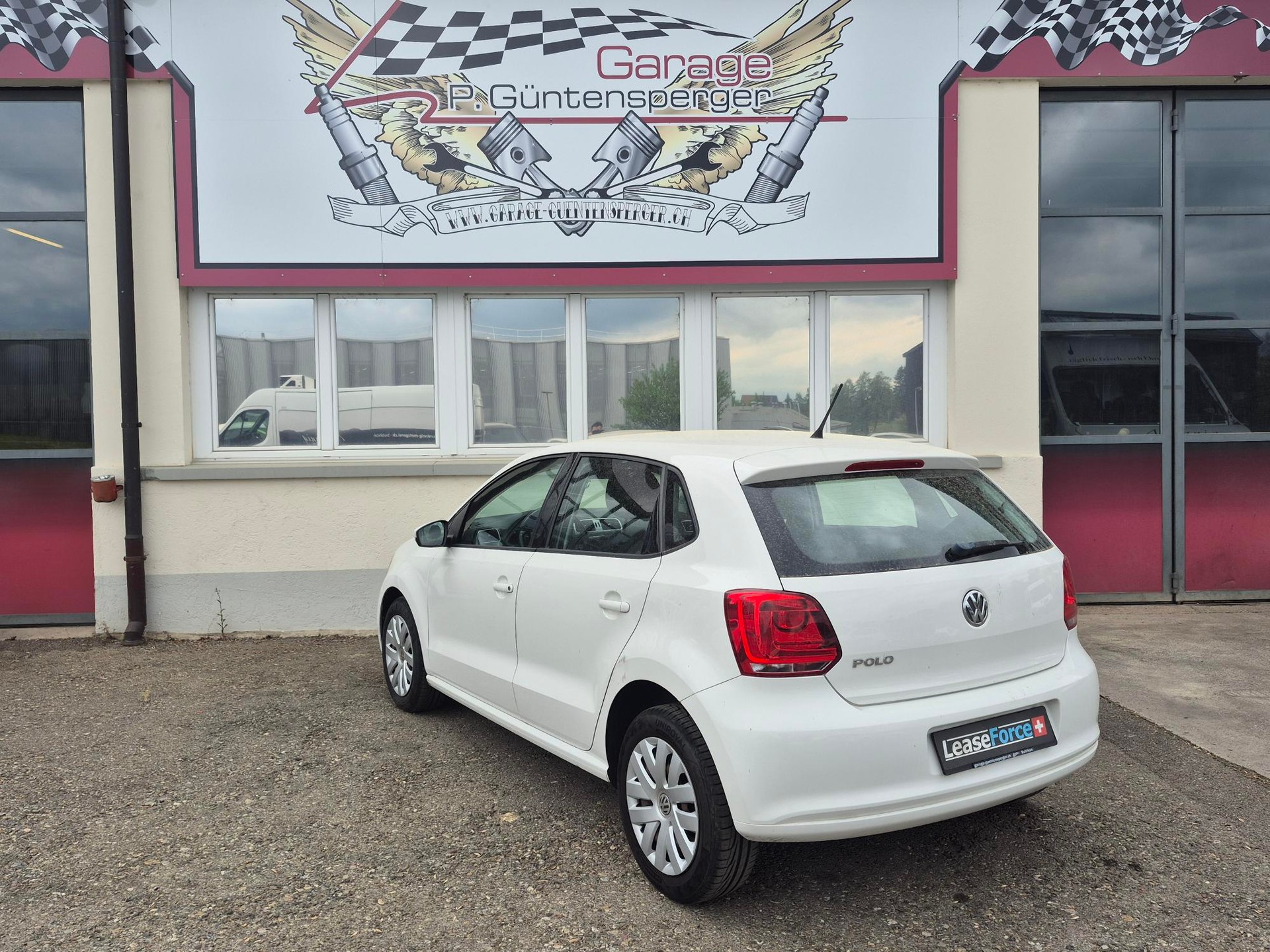 VW Polo 1.2 12V Trendline-image-4