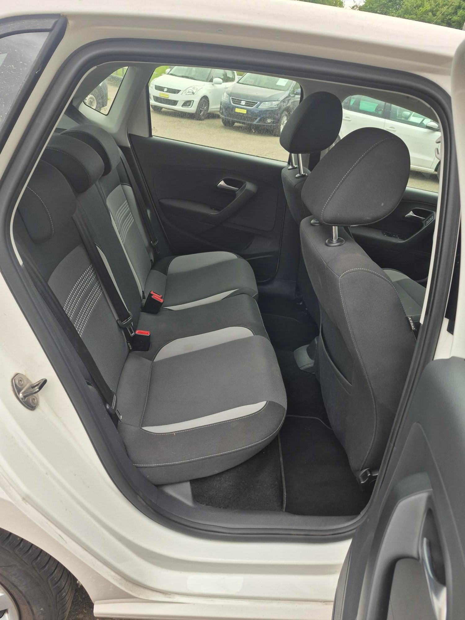 VW Polo 1.2 12V Trendline-image-14