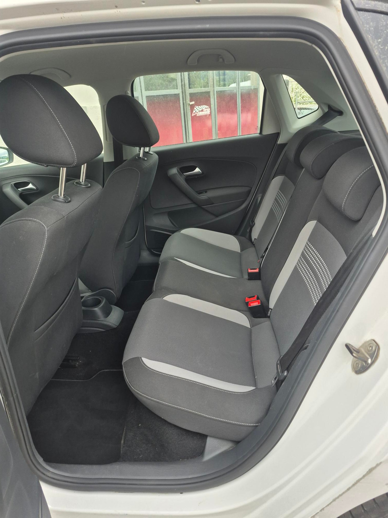 VW Polo 1.2 12V Trendline-image-12