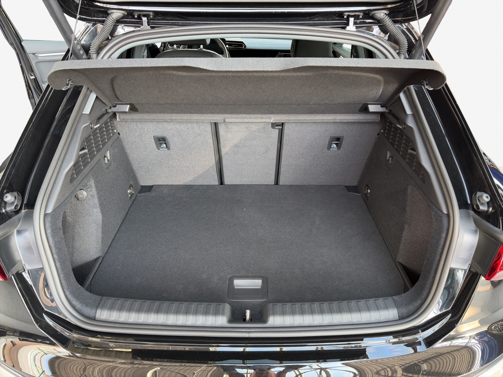 AUDI A3 allstreet 35 TFSI S-tronic-image-10