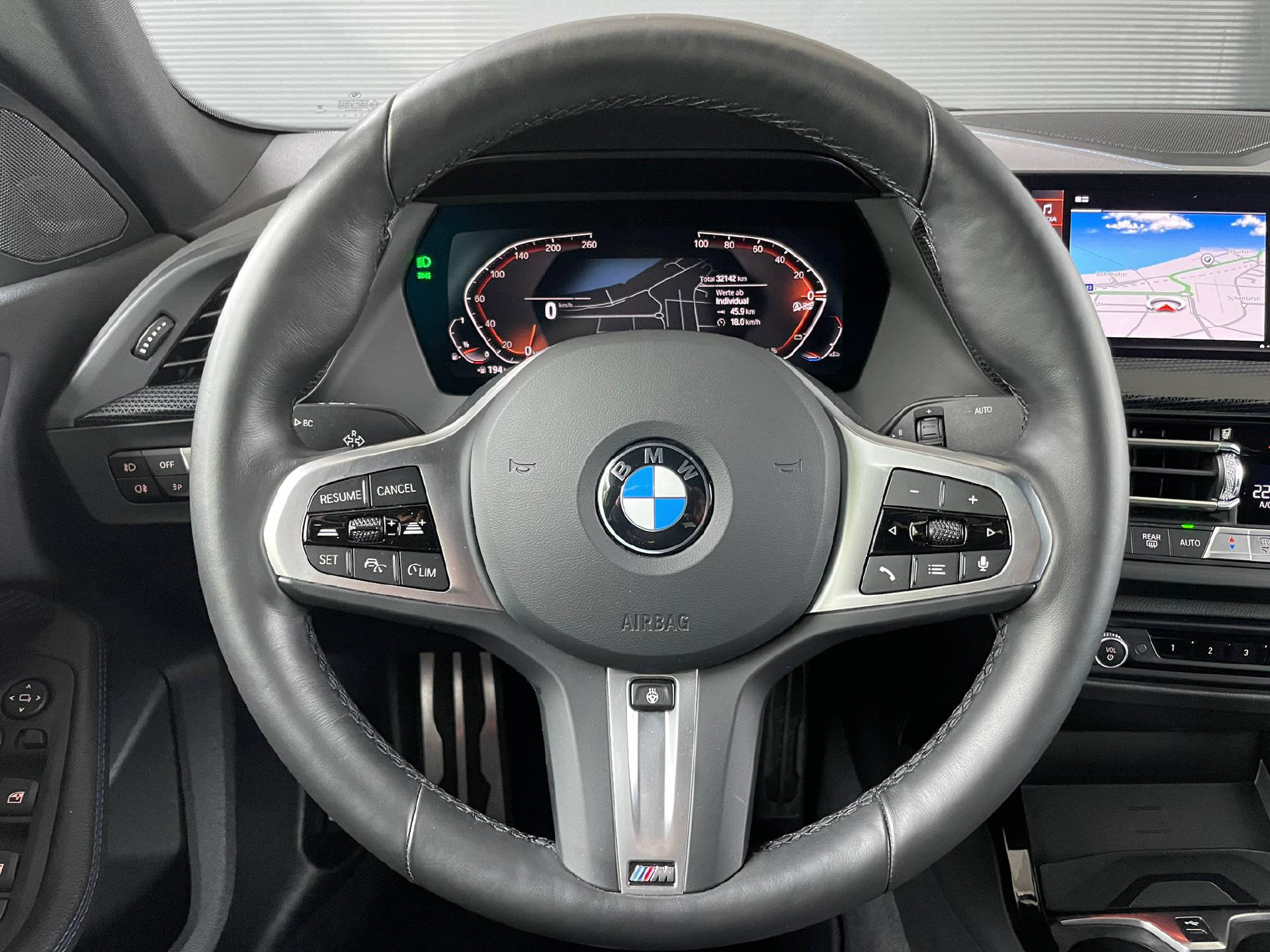 BMW 218i Gran Coupé-image-7