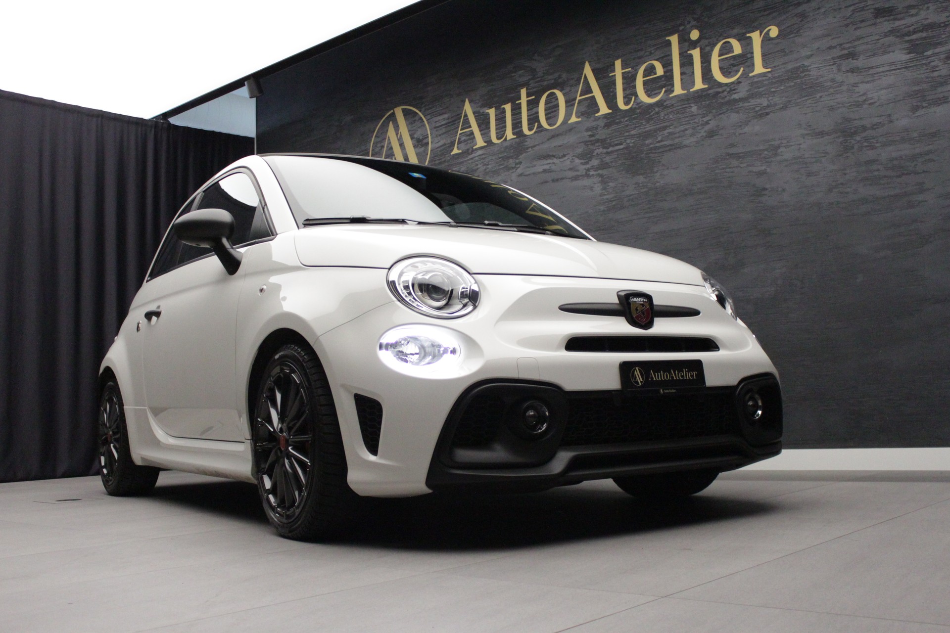 FIAT 695C 1.4 16V Turbo Abarth Turismo / Competizione-image-4
