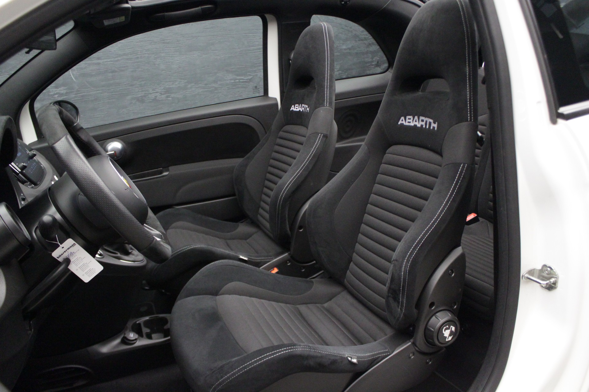 FIAT 695C 1.4 16V Turbo Abarth Turismo / Competizione-image-14