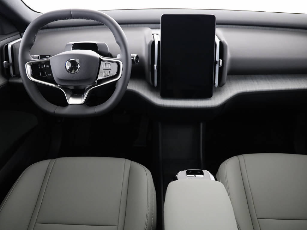 VOLVO EX 30 Cross Country P8 Ultra AWD-image-21