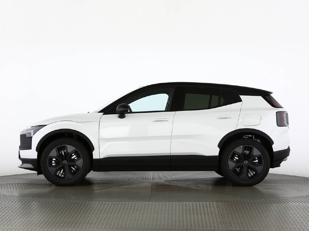 VOLVO EX 30 Cross Country P8 Ultra AWD-image-16