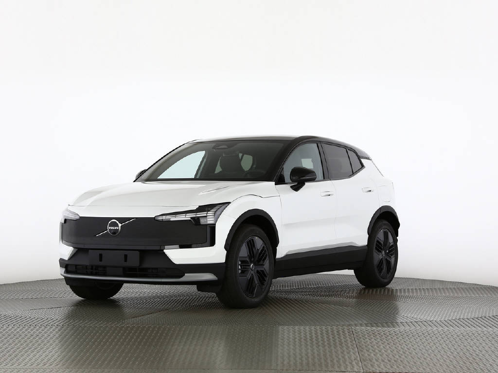 VOLVO EX 30 Cross Country P8 Ultra AWD-image-0