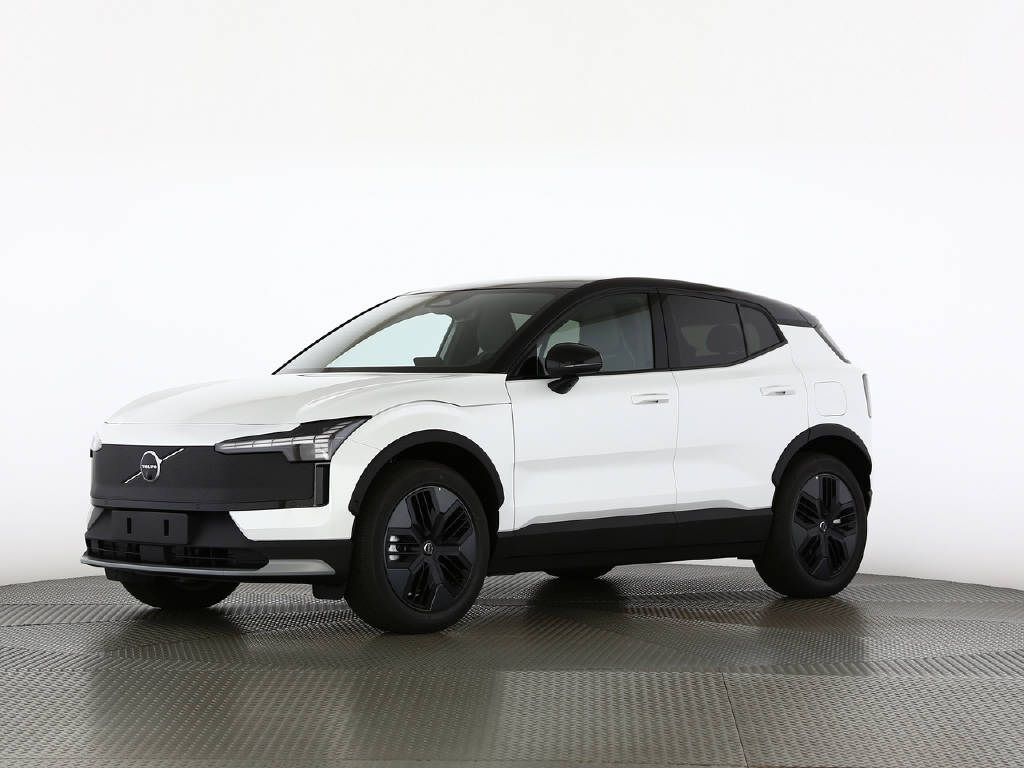 VOLVO EX 30 Cross Country P8 Ultra AWD-image-19