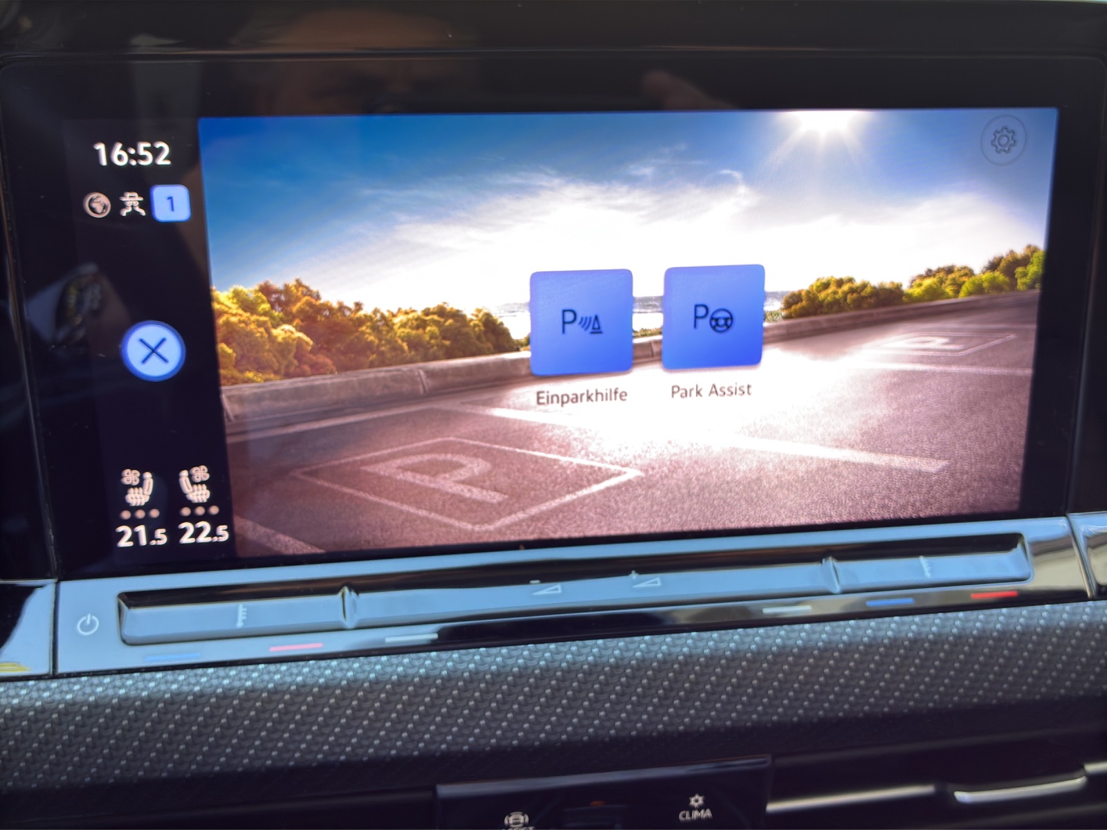 VW Golf 2.0 TSI R DSG 4Motion-image-16