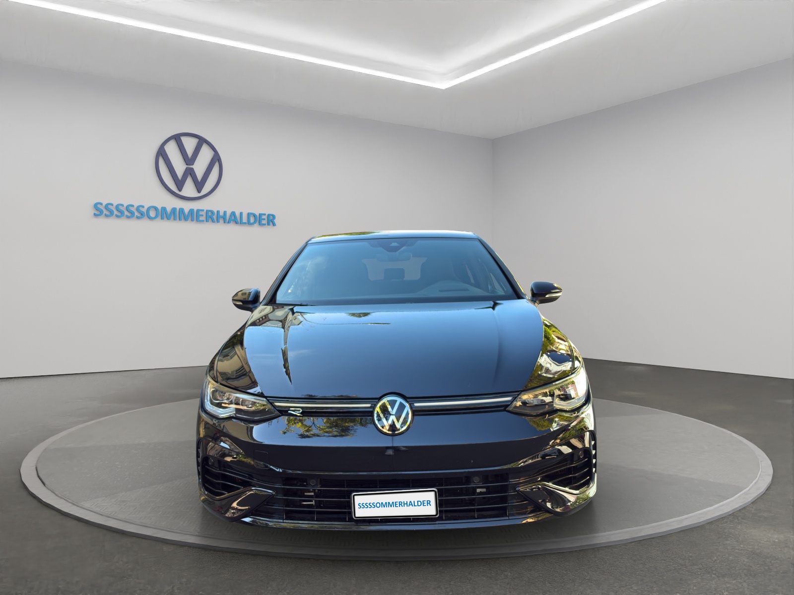 VW Golf 2.0 TSI R DSG 4Motion-image-4