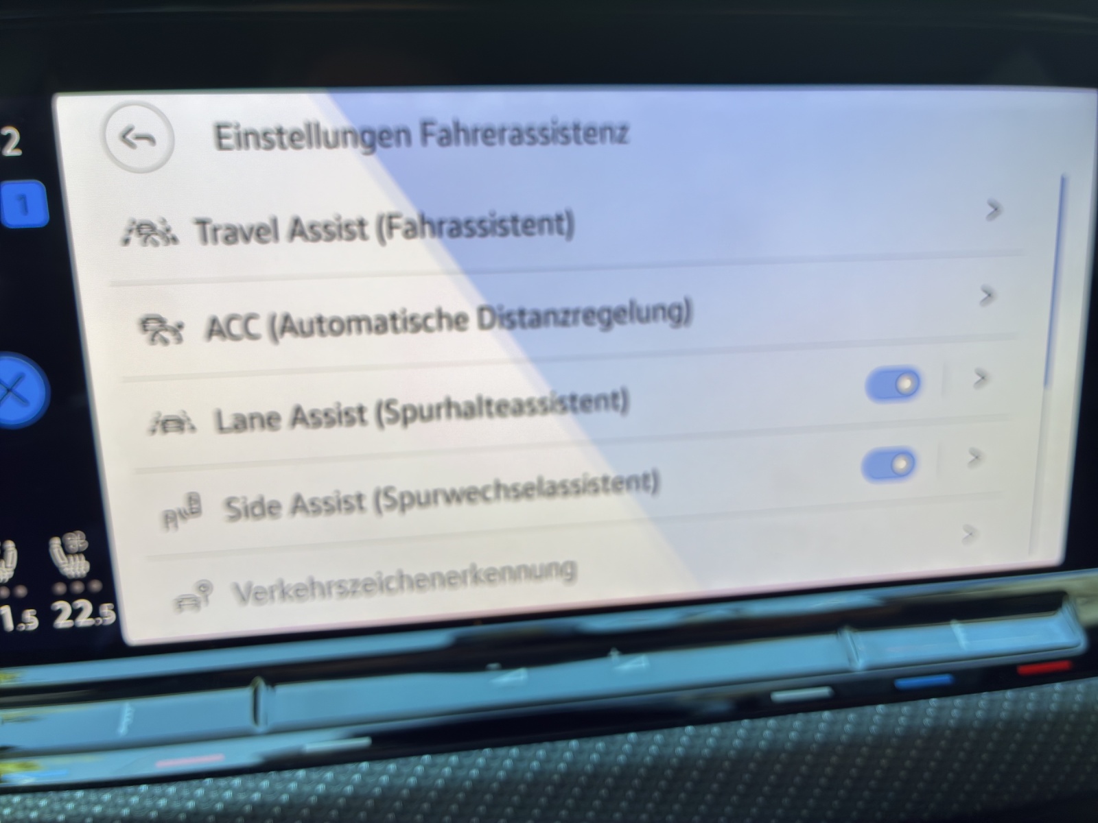 VW Golf 2.0 TSI R DSG 4Motion-image-17