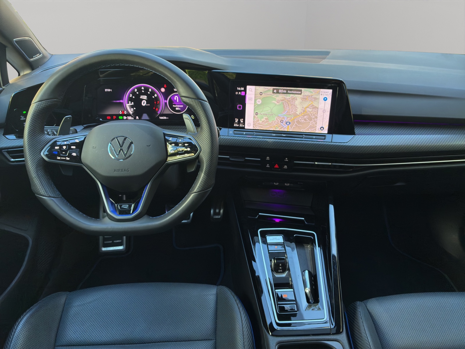 VW Golf 2.0 TSI R DSG 4Motion-image-7