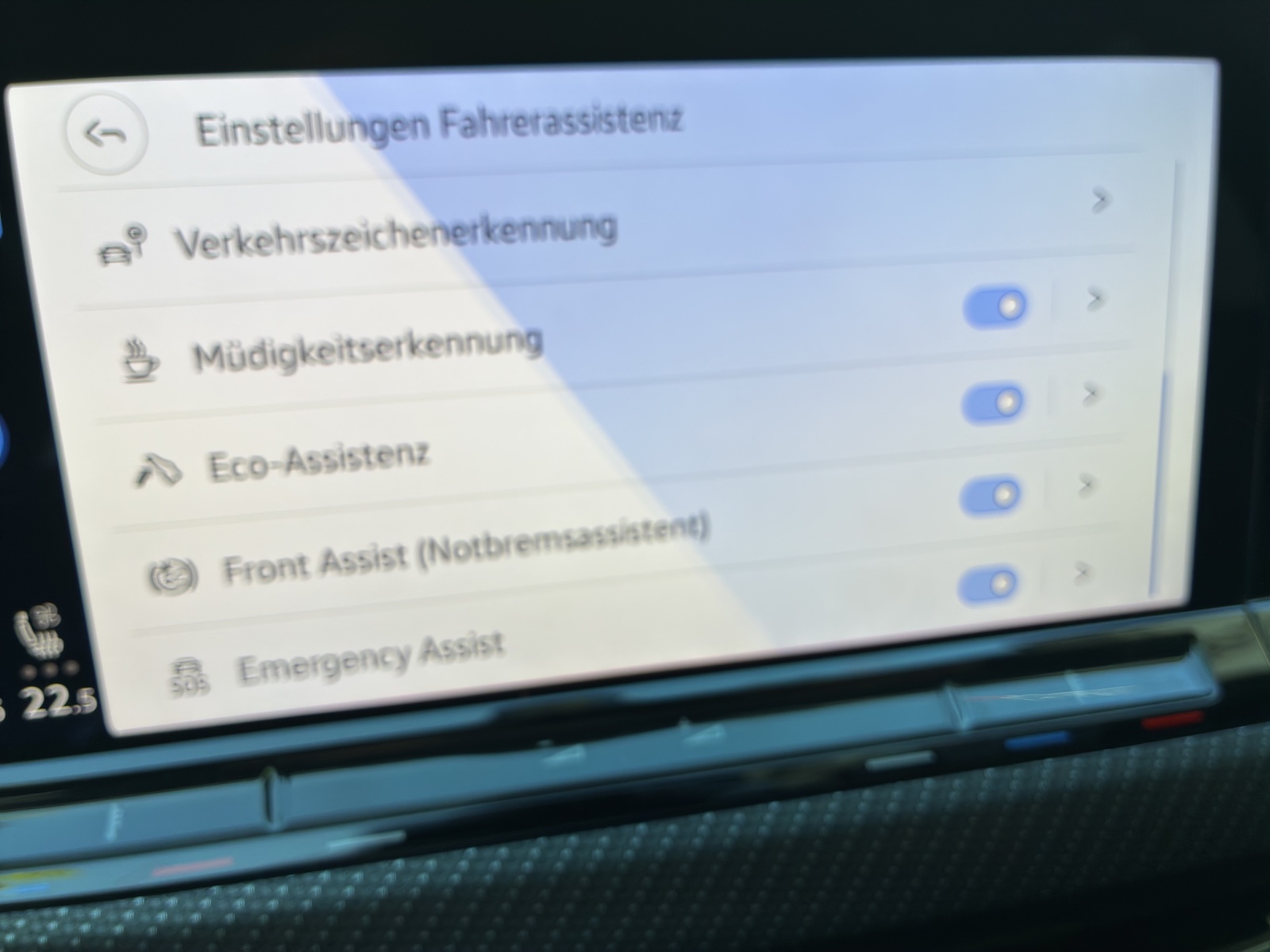 VW Golf 2.0 TSI R DSG 4Motion-image-18