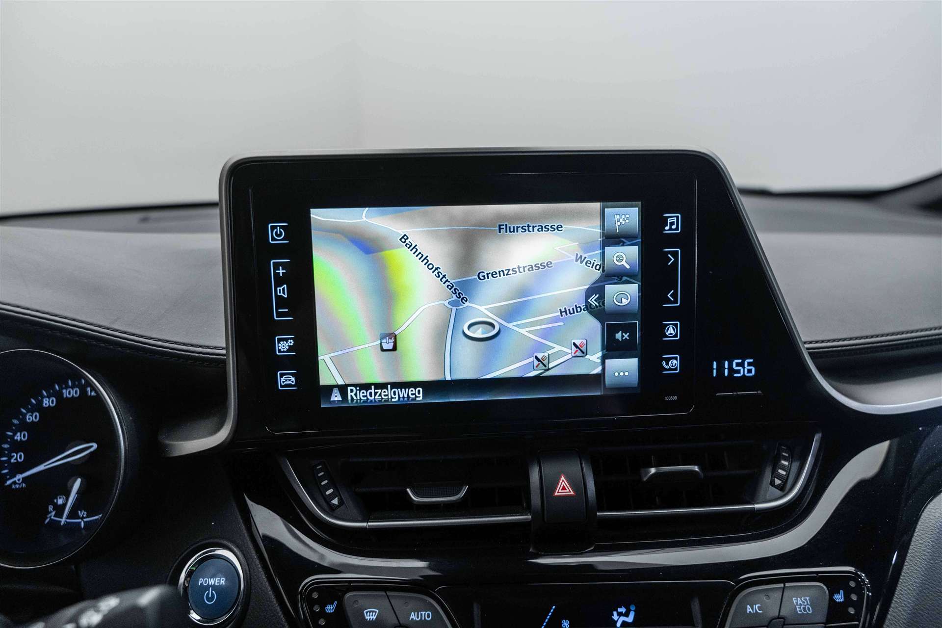 TOYOTA C-HR 1.8 HSD CVT Comfort-image-20