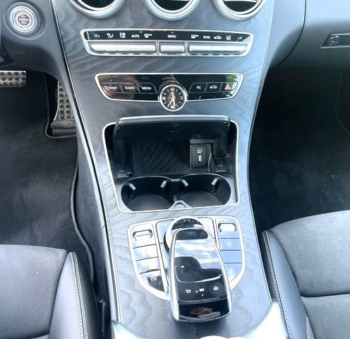 MERCEDES-BENZ C 200 AMG Line + Premium Cabriolet 4Matic 9G-Tronic-image-6