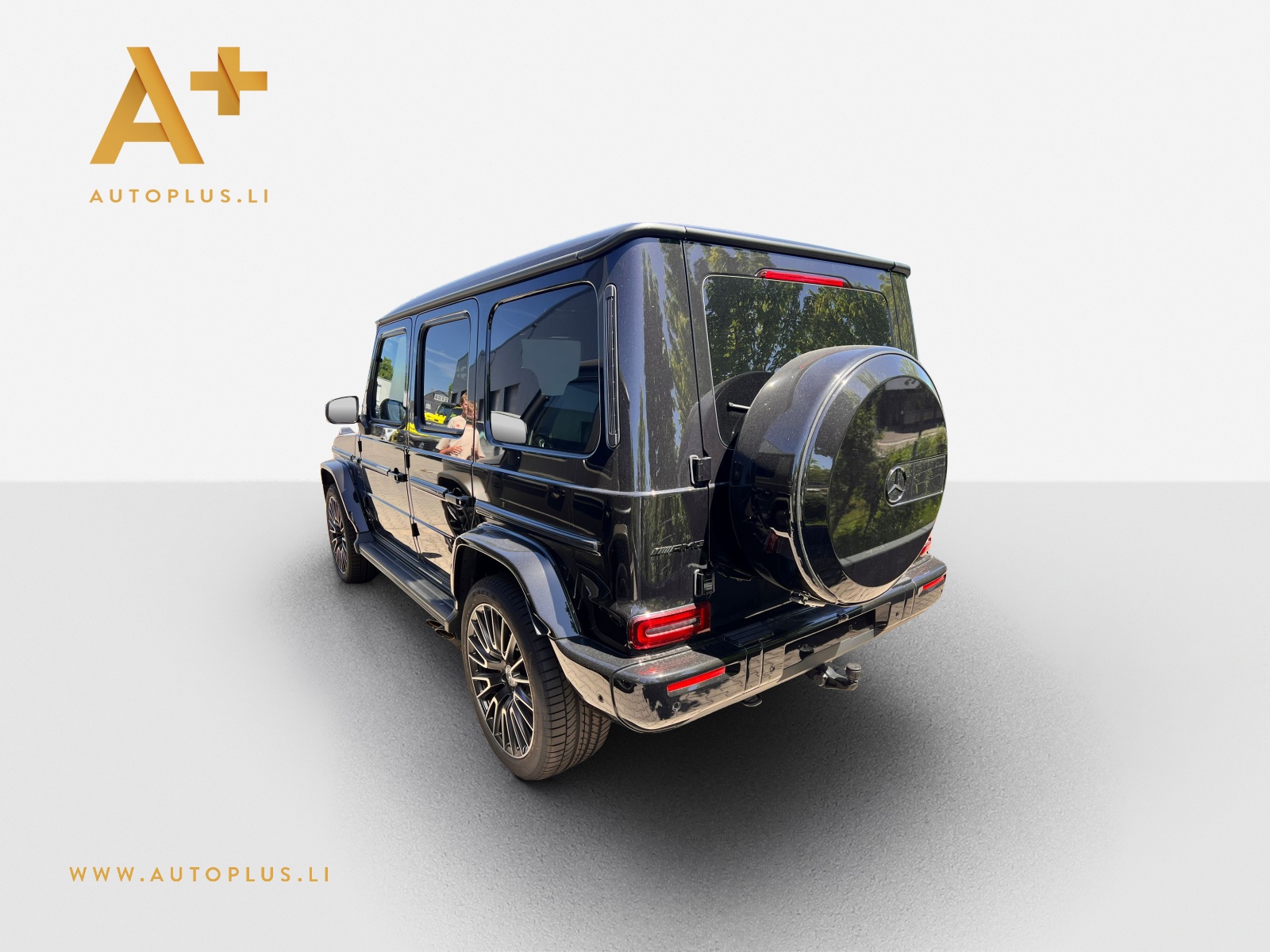 MERCEDES-BENZ G 63 AMG 9G-Tronic-image-2