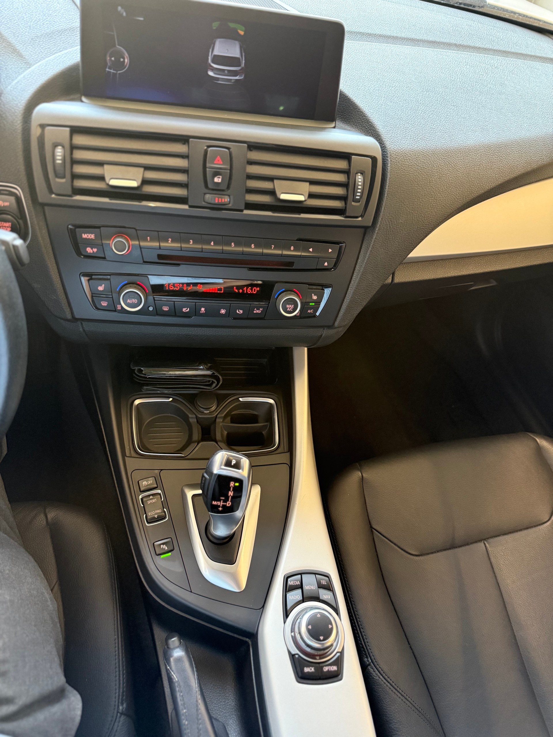 BMW 118i Steptronic-image-12