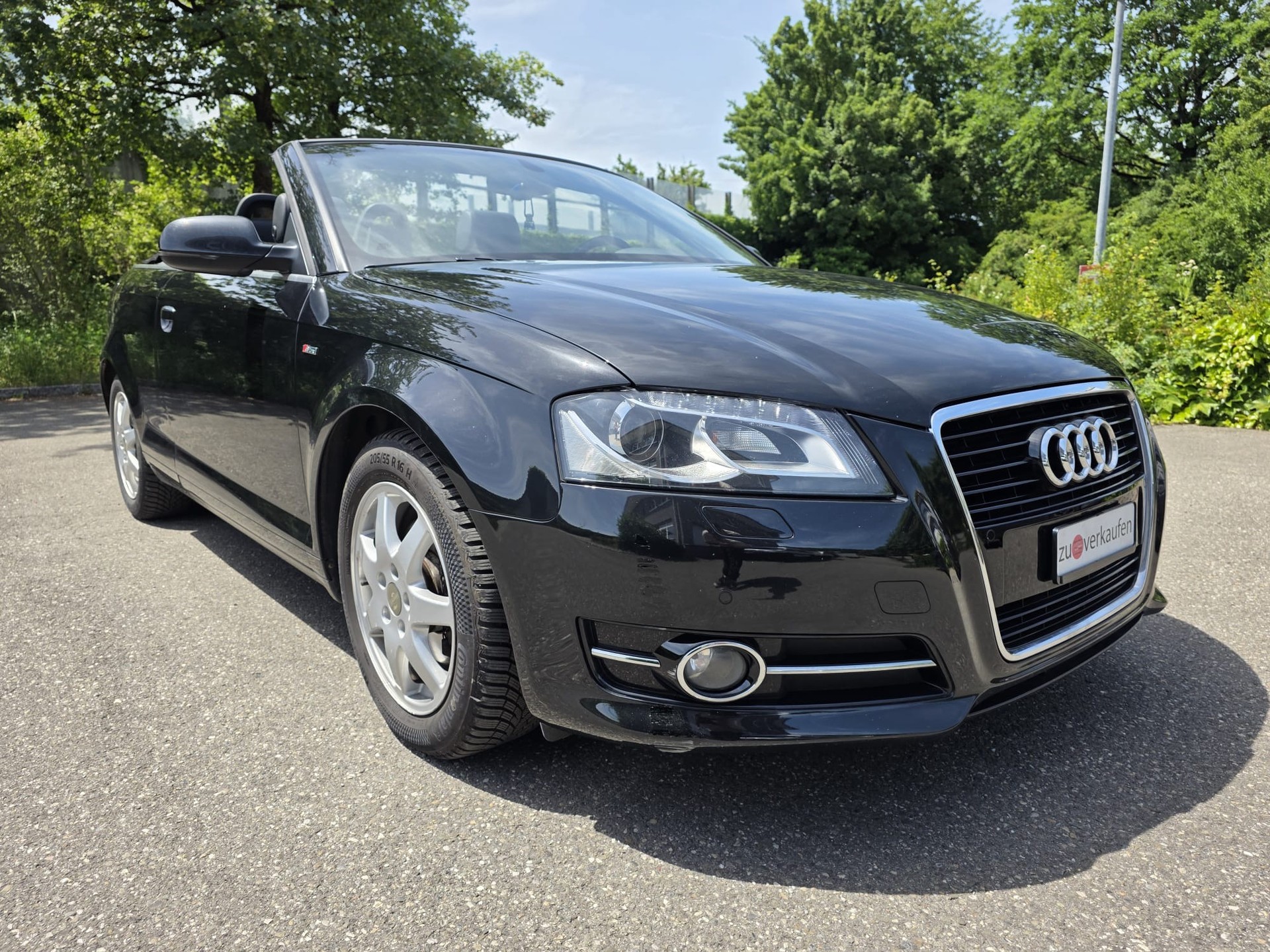 AUDI A3 Cabriolet 1.8 TFSI Ambition S-tronic-image-2