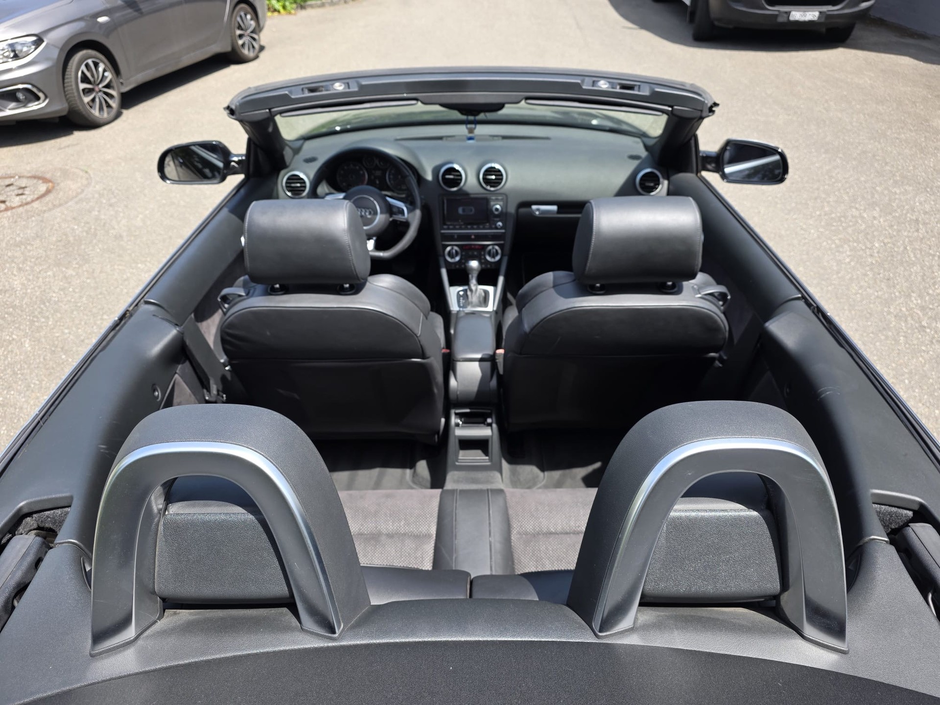 AUDI A3 Cabriolet 1.8 TFSI Ambition S-tronic-image-11