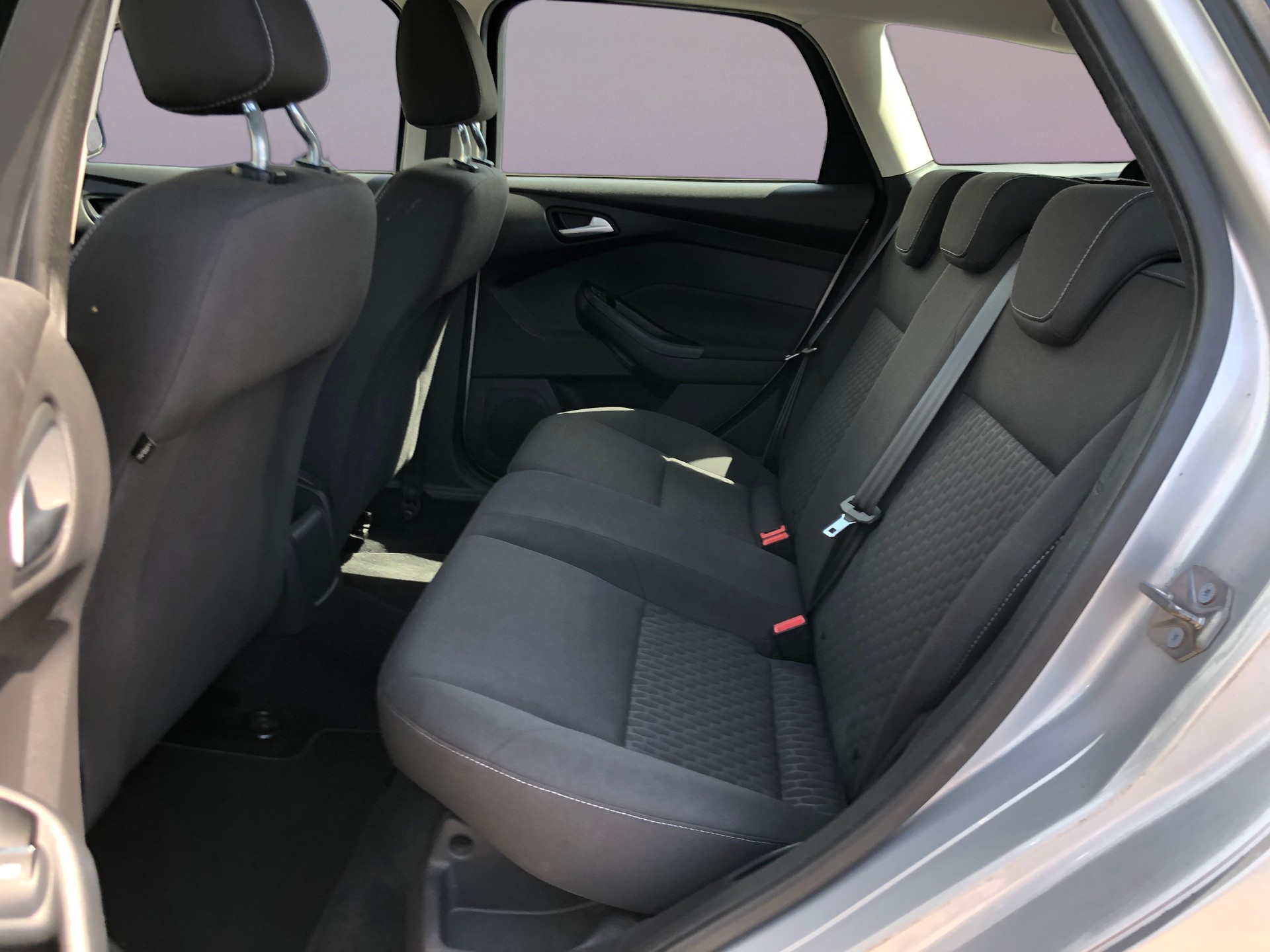 FORD Focus 1.0 SCTi Trend-image-10