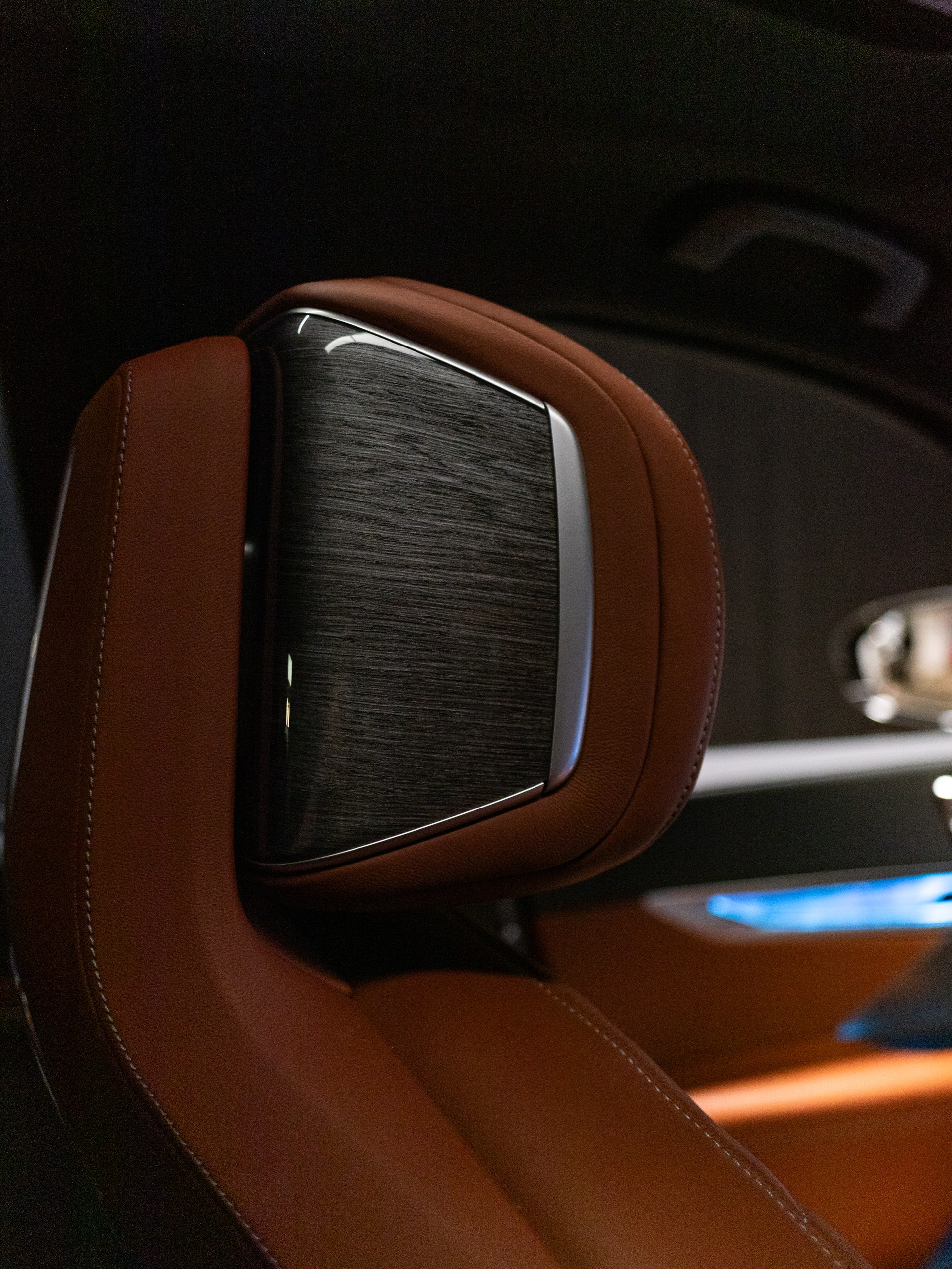 BMW 740d xDrive 48V Steptronic-image-23