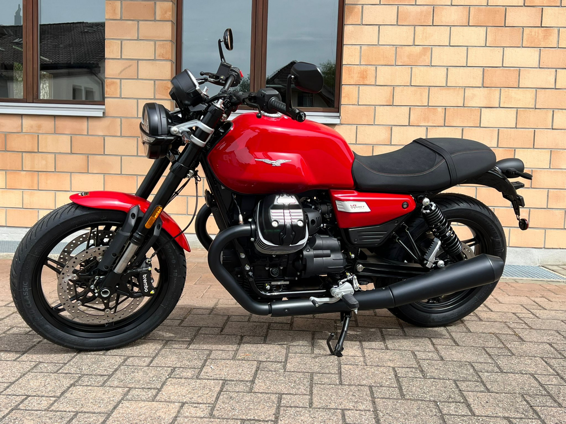 MOTO GUZZI V7 850 Sport