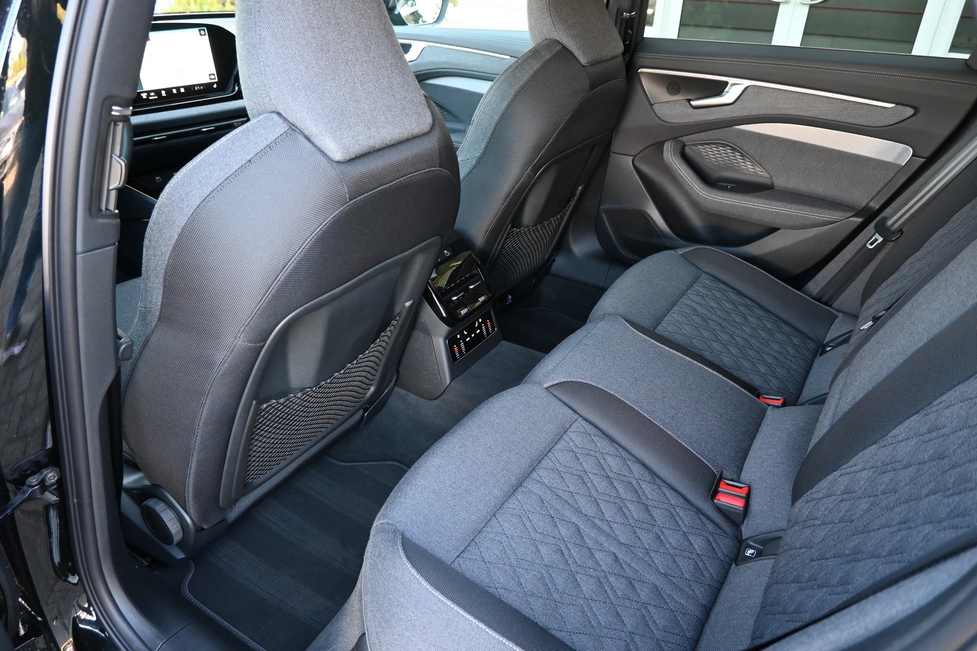 AUDI A6 Limousine 40 TDI S-Line Plus S tronic-image-13