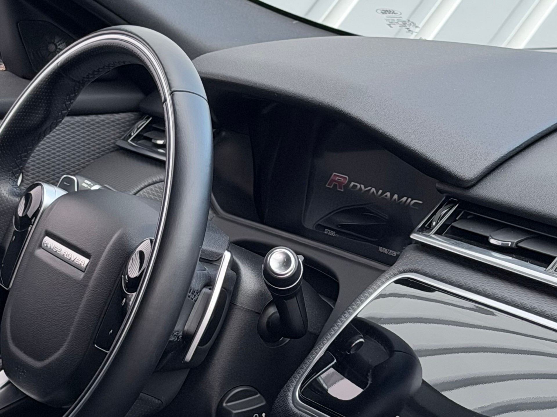 LAND ROVER Range Rover Velar R-Dynamic P 300 HSE Automatic-image-5