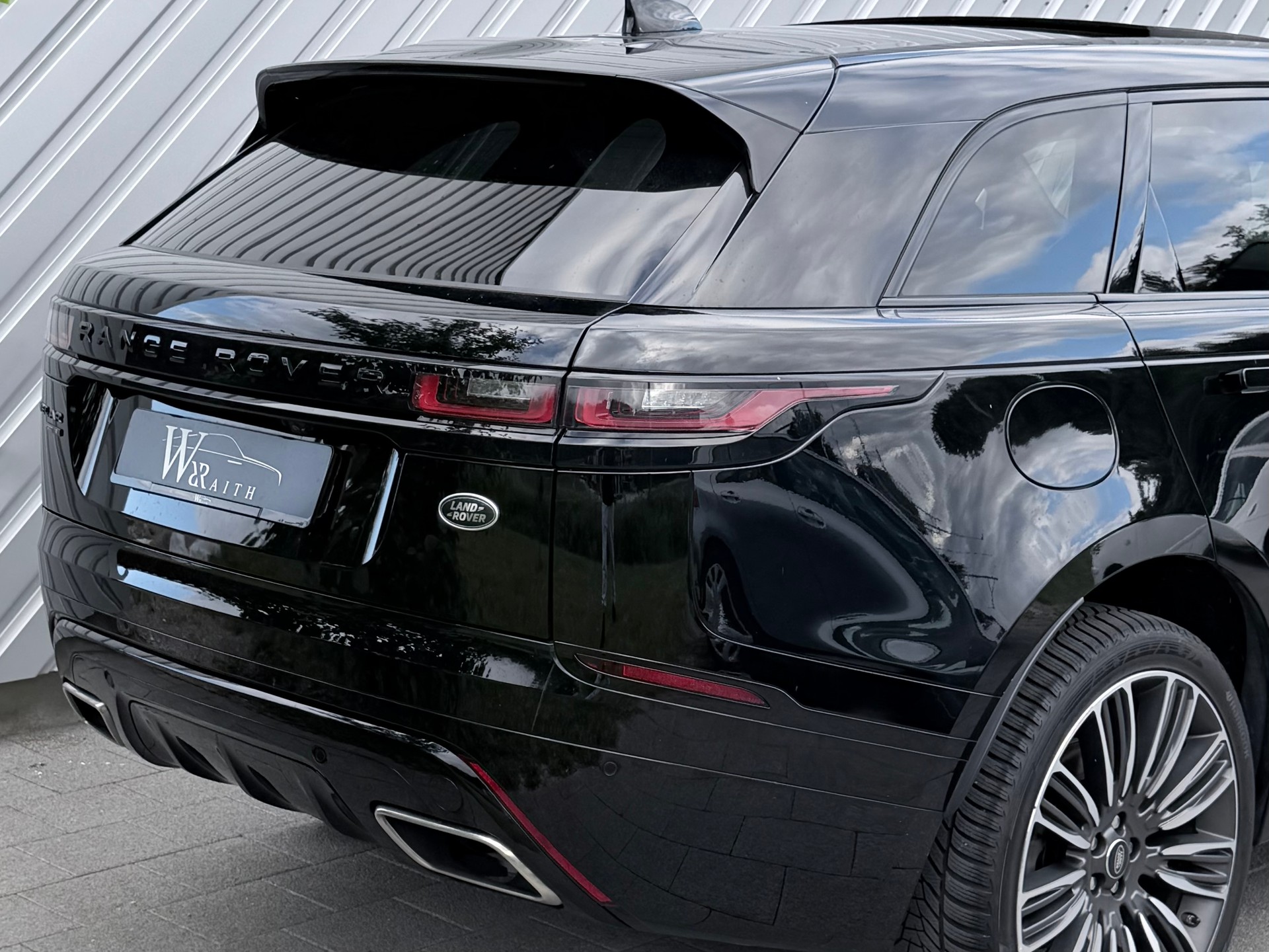 LAND ROVER Range Rover Velar R-Dynamic P 300 HSE Automatic-image-3