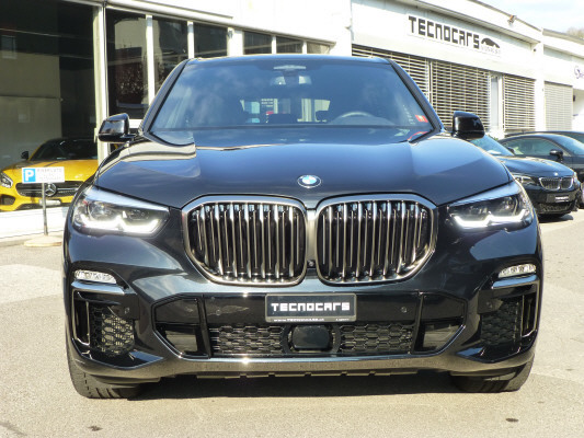 BMW X5 xDrive M50d-image-5