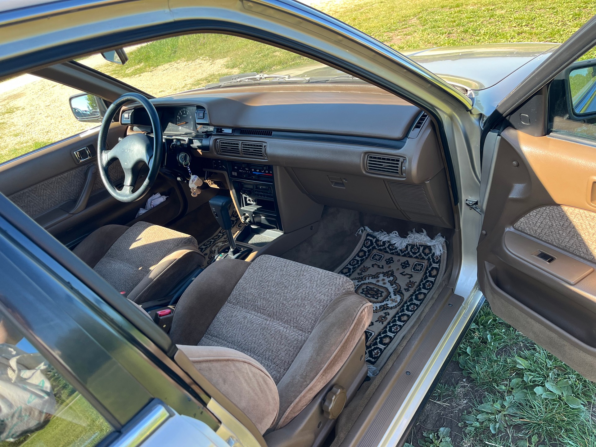 TOYOTA 2.0 GLi-image-3