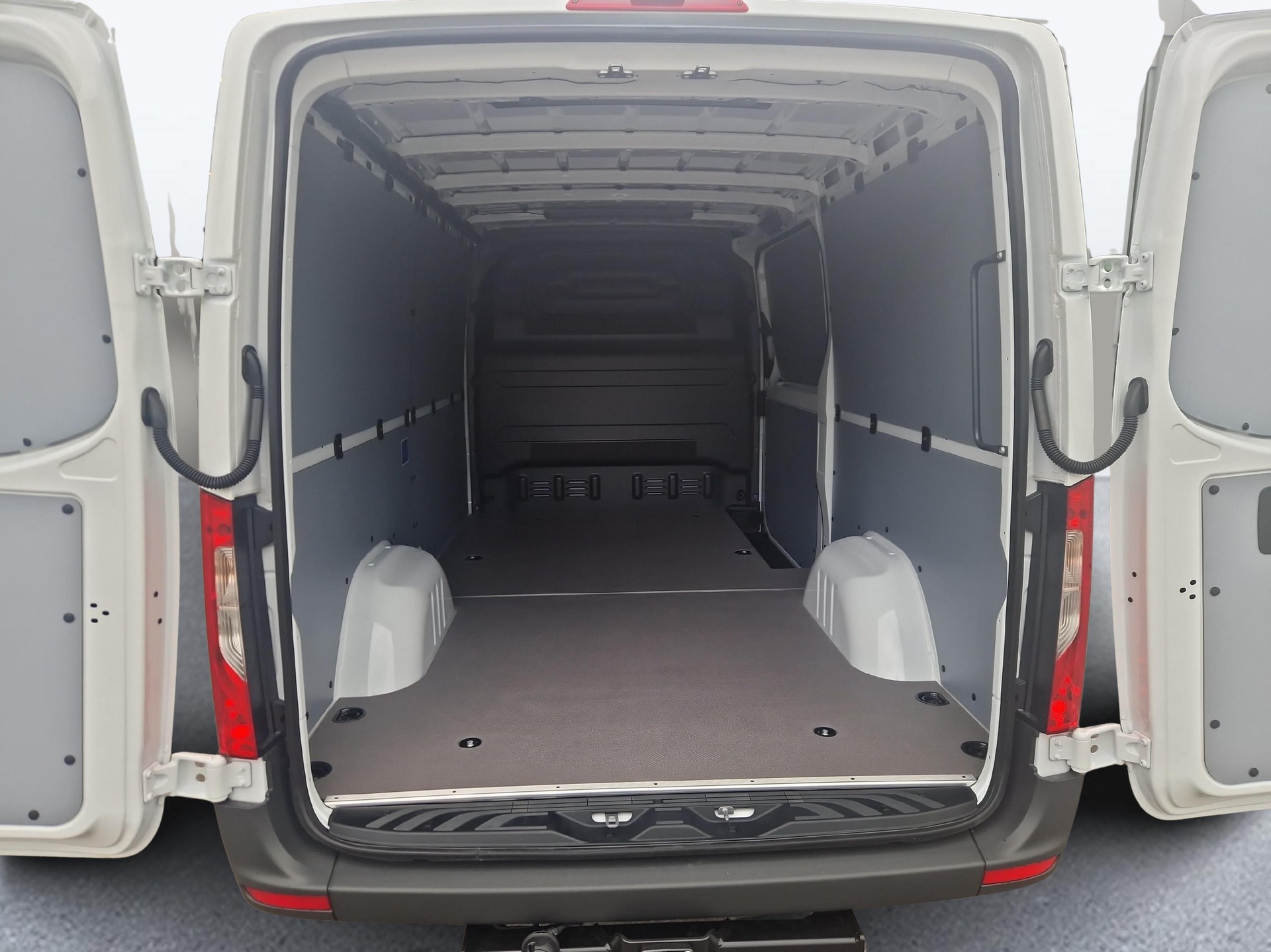 MERCEDES-BENZ Sprinter 315 Kaw. 3665 S 2.0 CDI 150 Pro-image-11