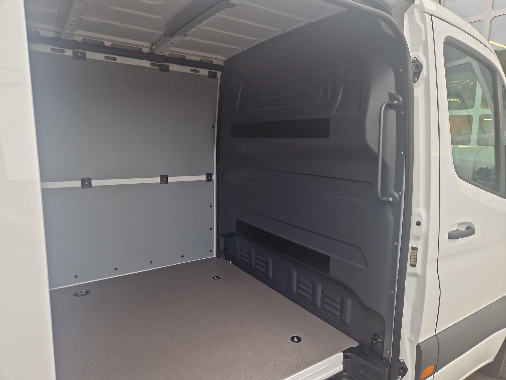 MERCEDES-BENZ Sprinter 315 Kaw. 3665 S 2.0 CDI 150 Pro-image-14