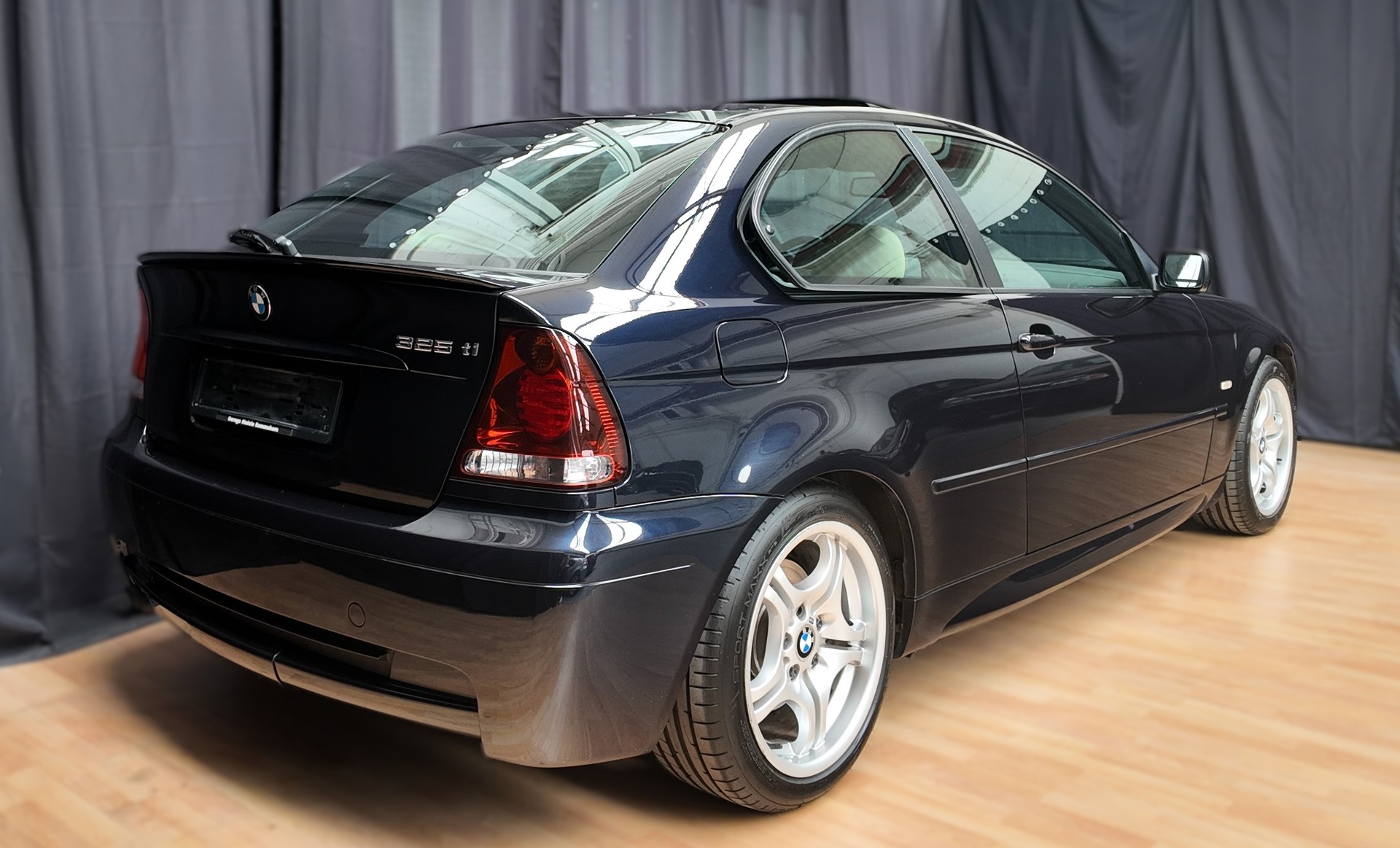 BMW 325Ti M-Sport Individual Compact-image-5