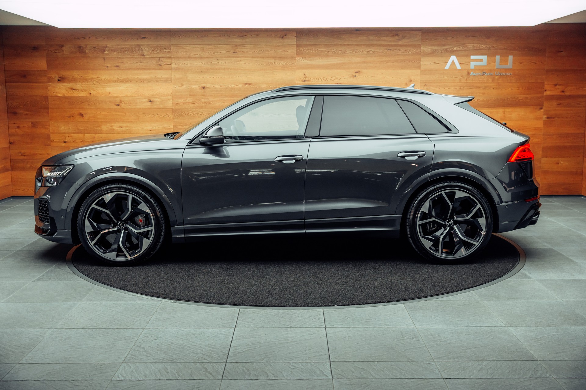 AUDI RSQ8 quattro tiptronic-image-9