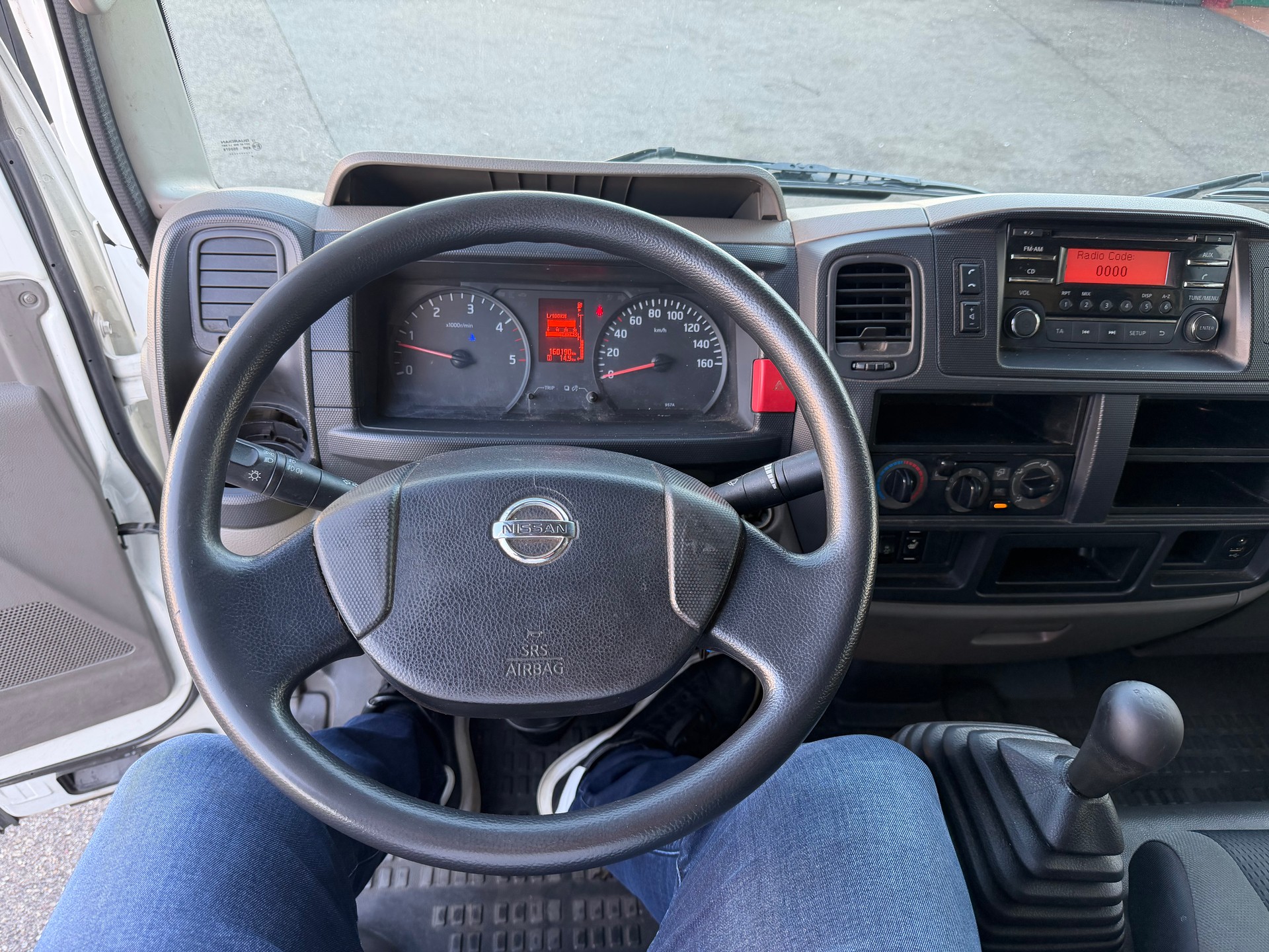 NISSAN NT400 Cabstar 35.15 Koffer-Hebebühne-image-13