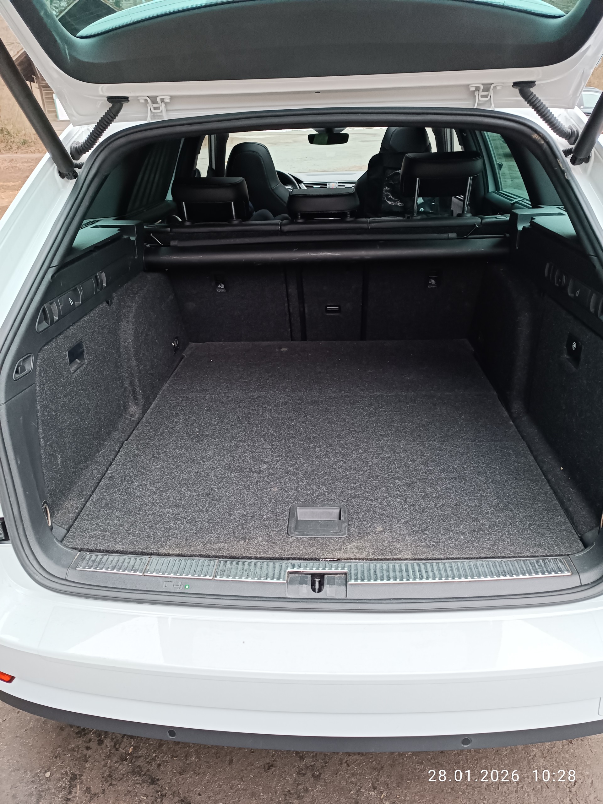 SKODA 2.0 TDI 190 SportLine+ 4x4 DSG-image-4